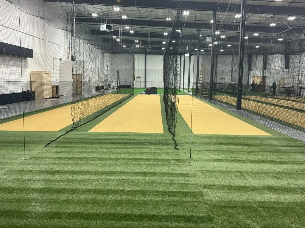 110 ft lane